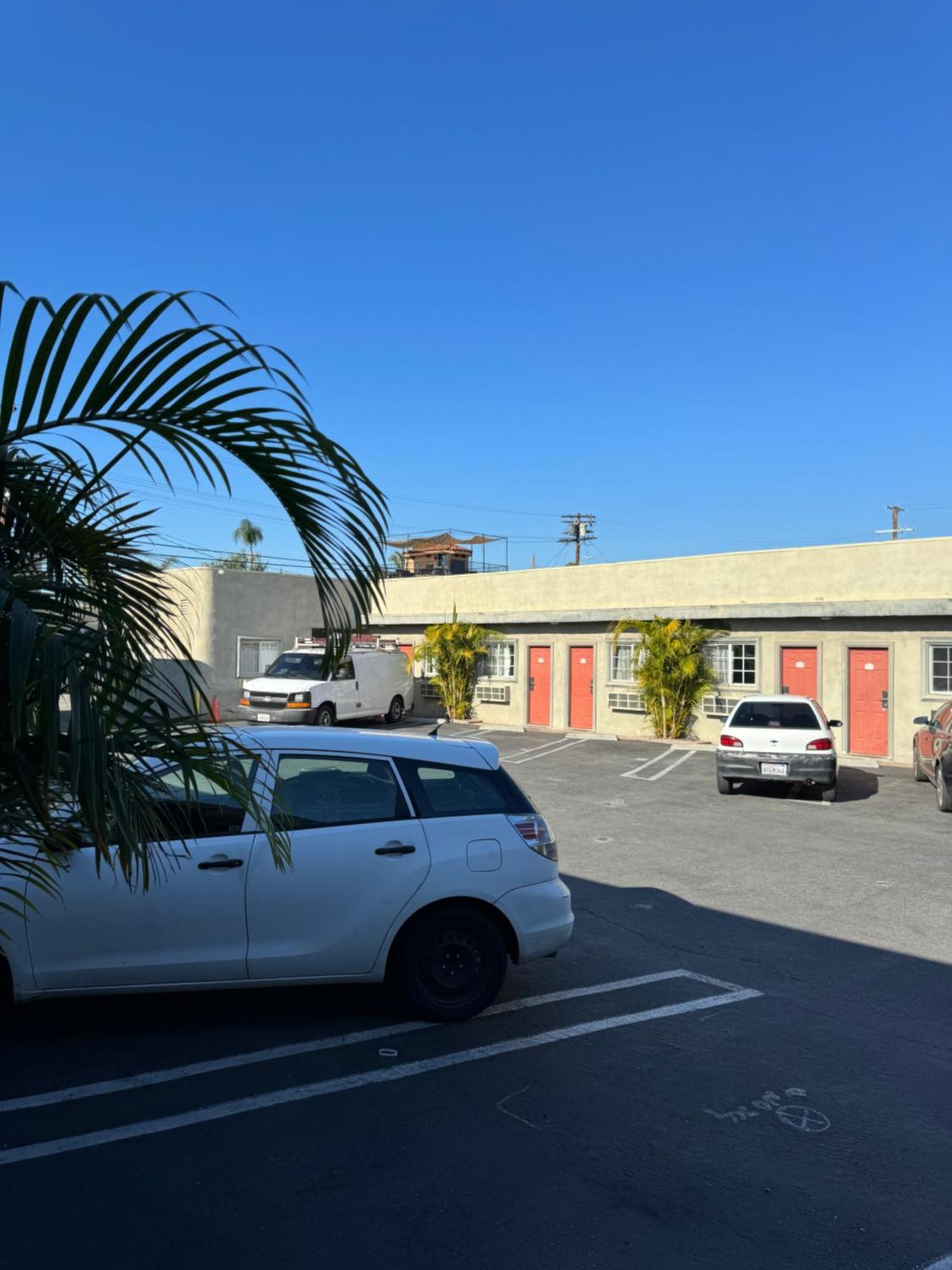לוס אנג'לס La Cienega Inn Motel מראה חיצוני תמונה